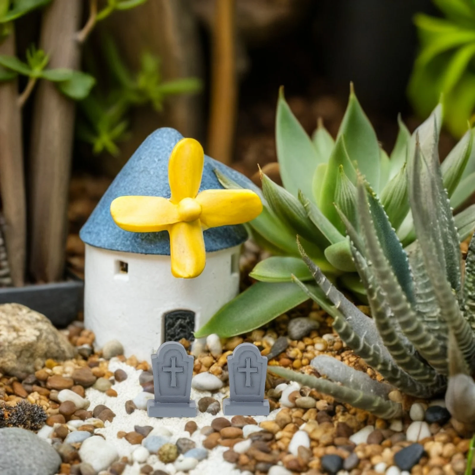 24Pcs Mini Plastic Tombstones Delicate Craftsmanship Halloween Miniature Decorations Tiny Cemetery Supplies Terrarium Figurines
