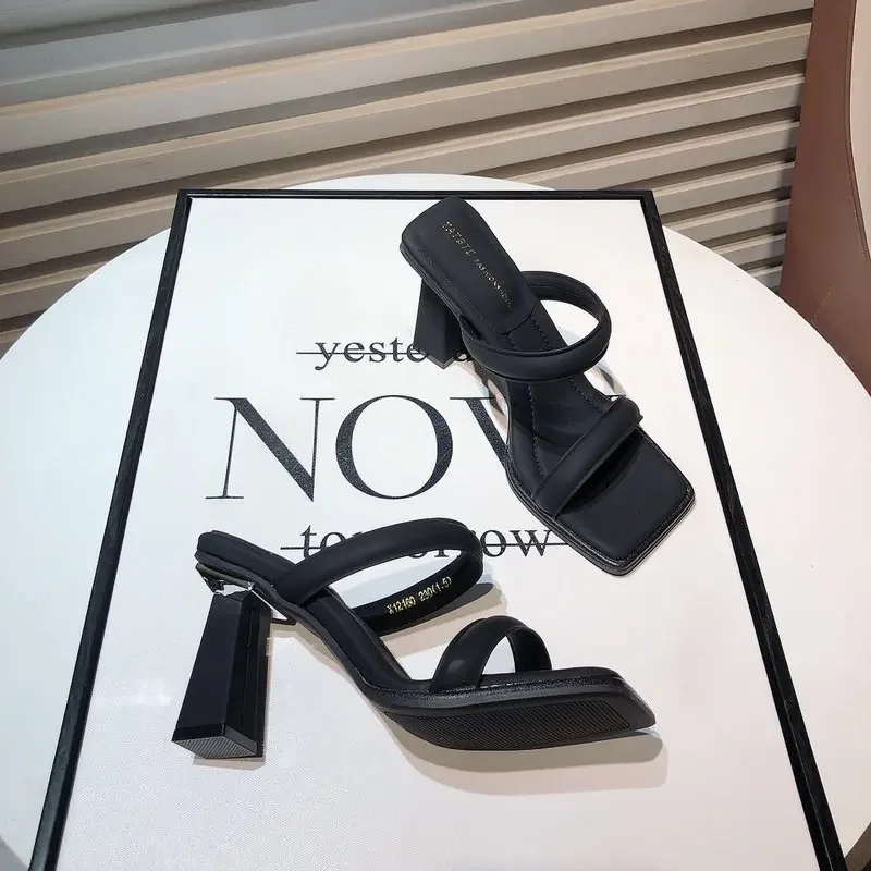 High-Heeled Shoes Lady Square heel'    Luxury Slides Block 2025 Summer Soft Designer Flat Rubber Fabr