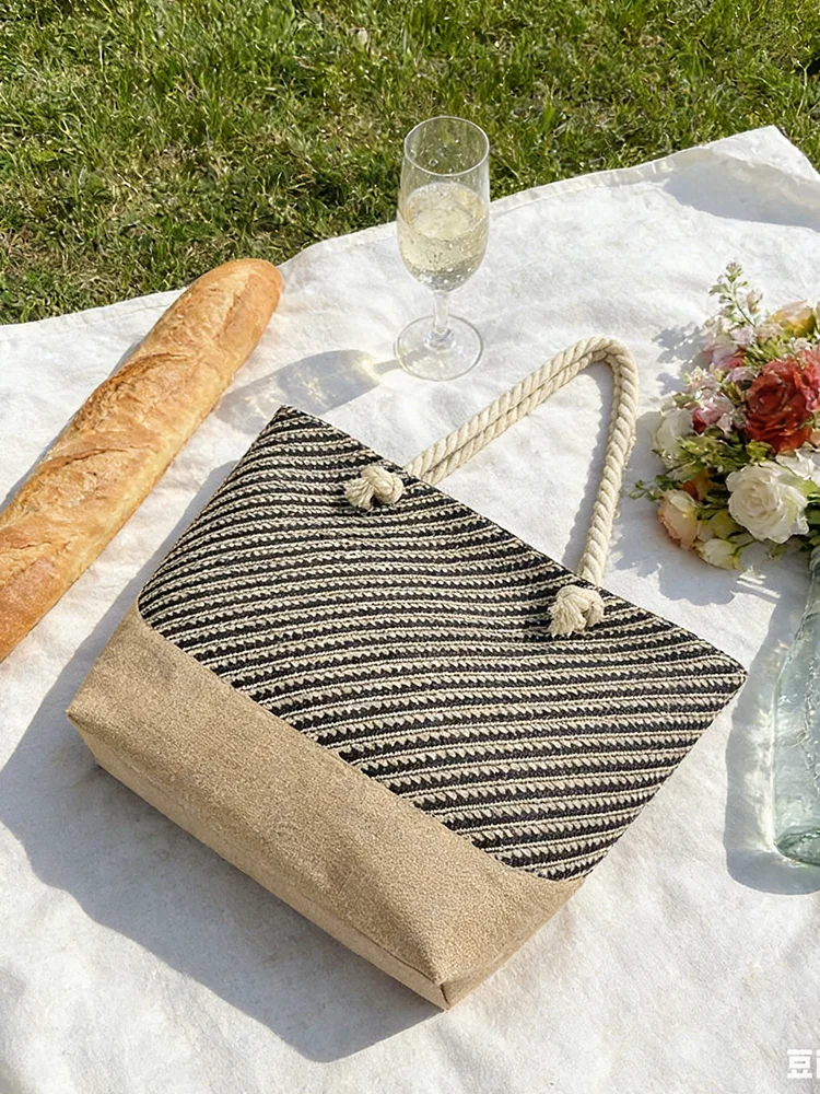 Bohemian Geometrischer Stil Reisetasche, Damen-Strandtasche, Leichtgewichtig und mit großem Fassungsvermögen (Zufällige Streifendirektion) – Detail 8