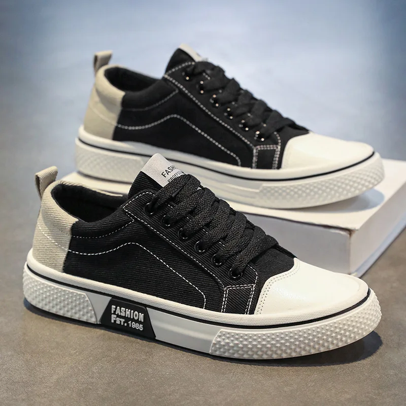 Canvas shoes, men's breathable and fashionable board shoes, low top flat sports and leisure shoes sneaker shoes man