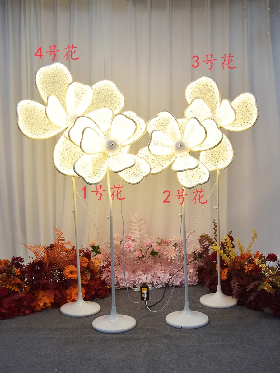 

Wedding wedding wrought iron luminous street guide light t stage stage scene background petal ornament