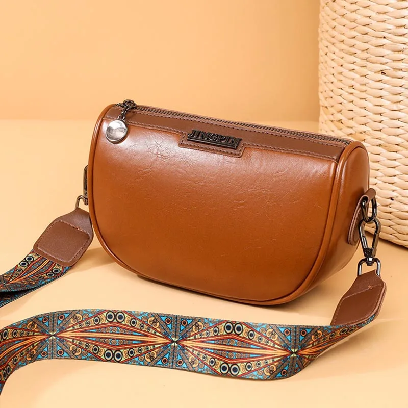 Women Large Capacity Shoulder Bag Fashion Wide Shoulder Strap Crossbody Bag PU Leather Pillow Bag