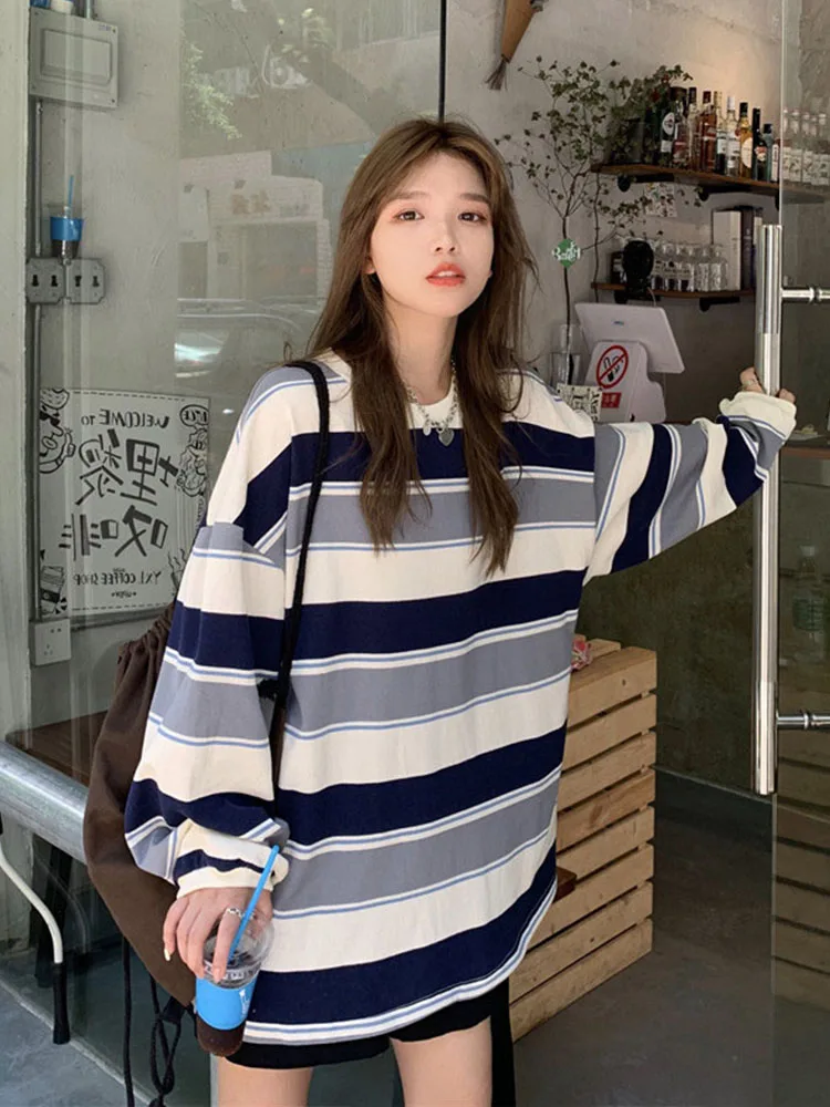 2022 New Popular Long Sleeve T-Shirt Fashion Loose Casual O-Neck Striped Tops Spring Autumn Thin Oversize Ladies Tops Tee