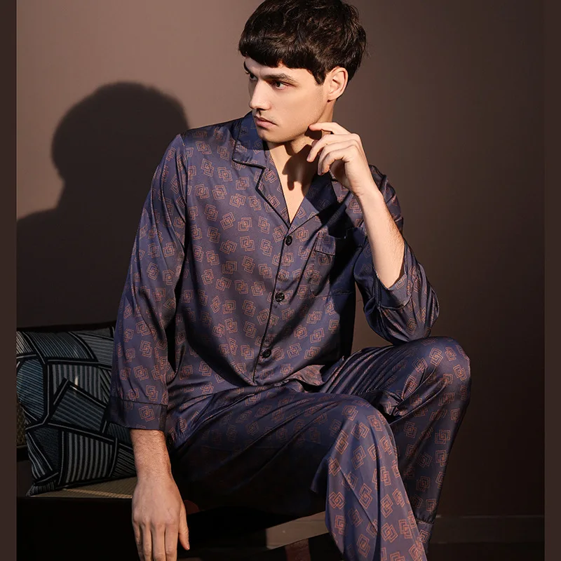 

2025 New Listing Long Sleeve Mens Stain Silk Pajama Sets Short Sleeve Shorts Men Pijama Printed Pajamas Men Sleepwear Thin