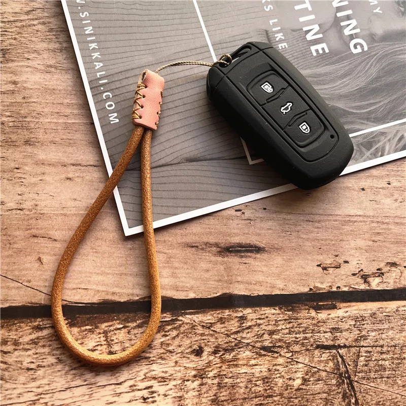 Cord for Keys Handmade Keychain Lanyard Genuine Leather Short Lanyards Cowhide Keychain for Cell Phone U Disk Cell Accessories