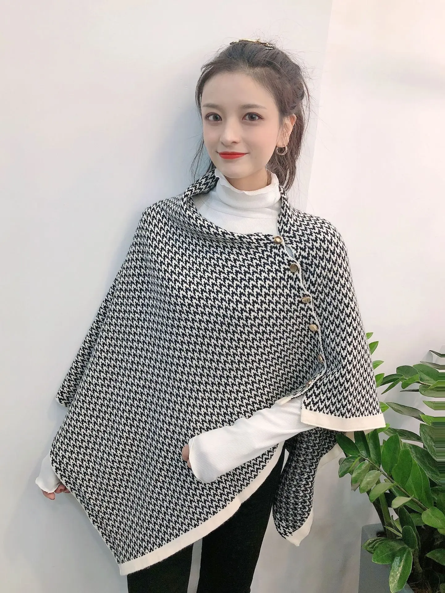 

Spring Autumn New Pullover Sweater Knitwear Geometric Splicing Loose Poncho Cape Women Coat Cloak Shawl Black