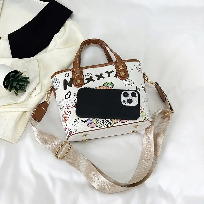 Designer Brand сумка женская Cute Cartoon Graffiti Tote Bucket Bag Fashion Vintage Shoulder Straddle Bags for Women Hot Selling