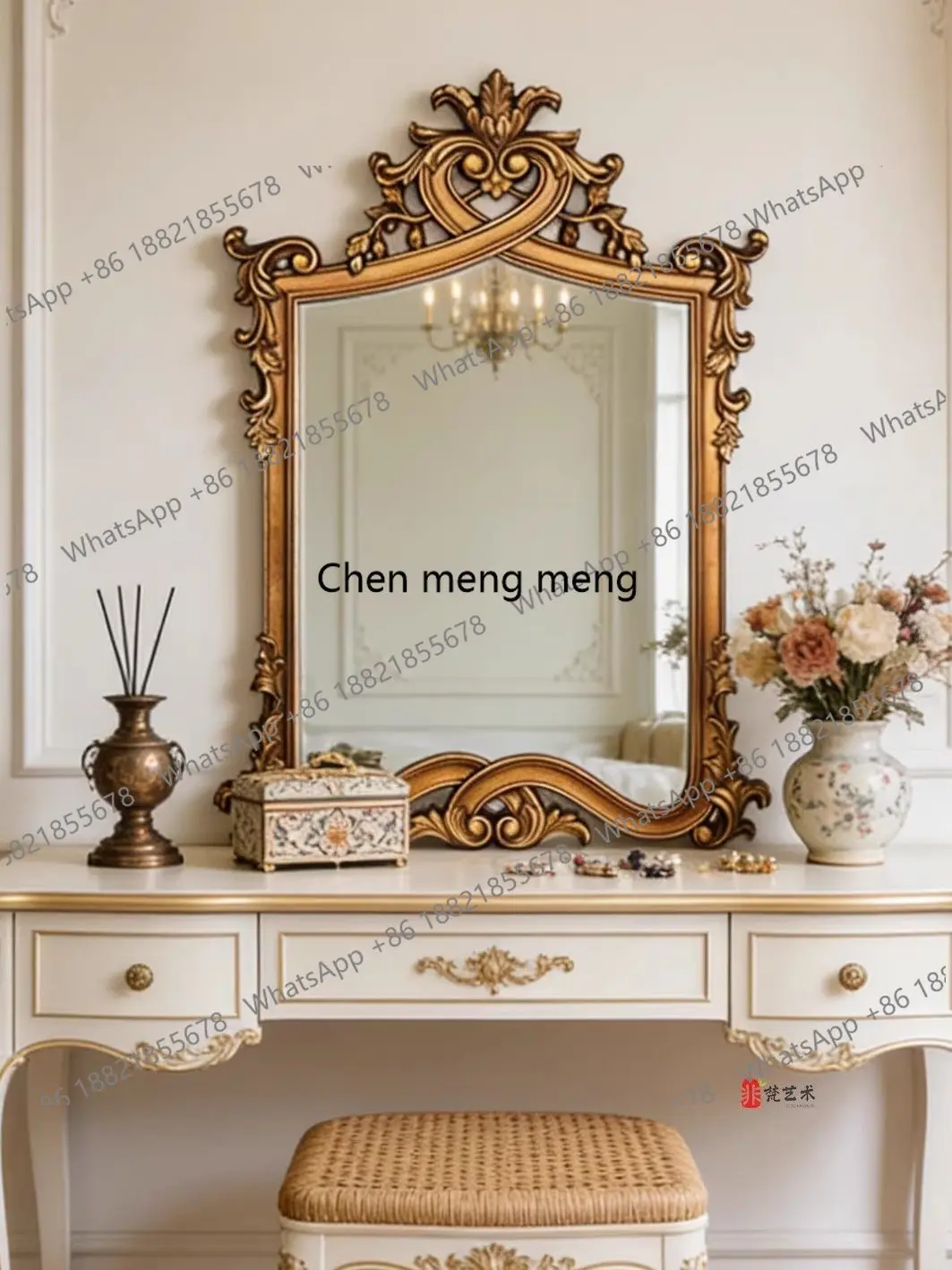 French retro carved bathroom mirror European light luxury wall-mounted makeup vanity mirror American entrance