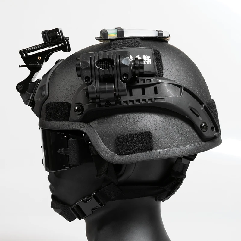 *FRP Riot Helmet Camouflage Training 1.5kg Level 3 Multifunctional Tactical Helmet