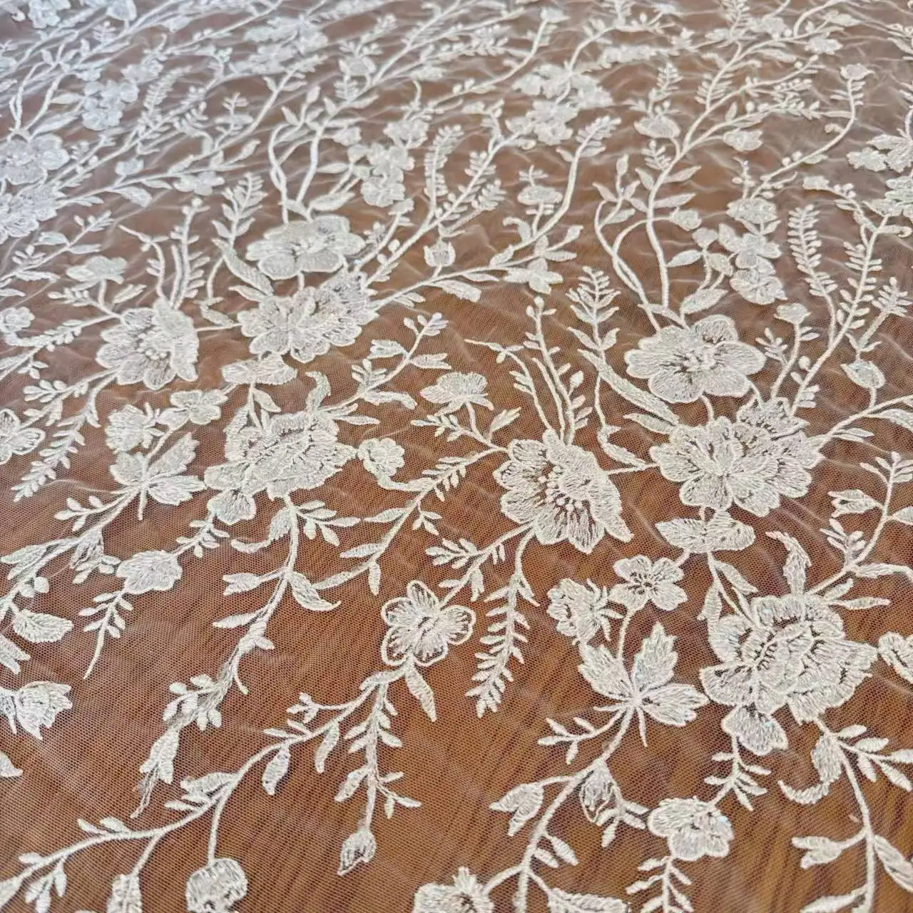 Weiche Mesh Stickerei Pailletten Stoff Spitze Blätter Blume Hochzeit Kleid Braut Spitze Stoff RS4147 – Detail 5