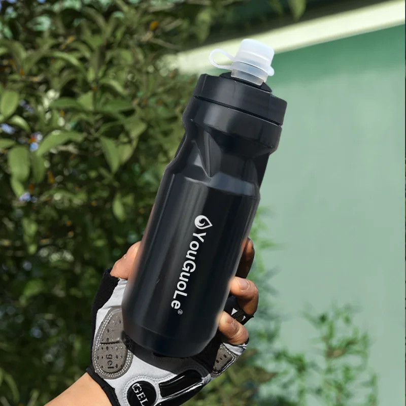 Outdoor cycling bicycle extrusion water bottle 600ML cycling fitness water cup soft PP5 plastic extrusion water cup spot