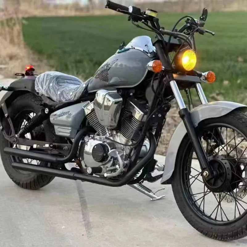 

2025 New StyleYamaha King Model V-Type Twin Cylinder 250cc Sport Motorcycle For Travel For Adventure Outings