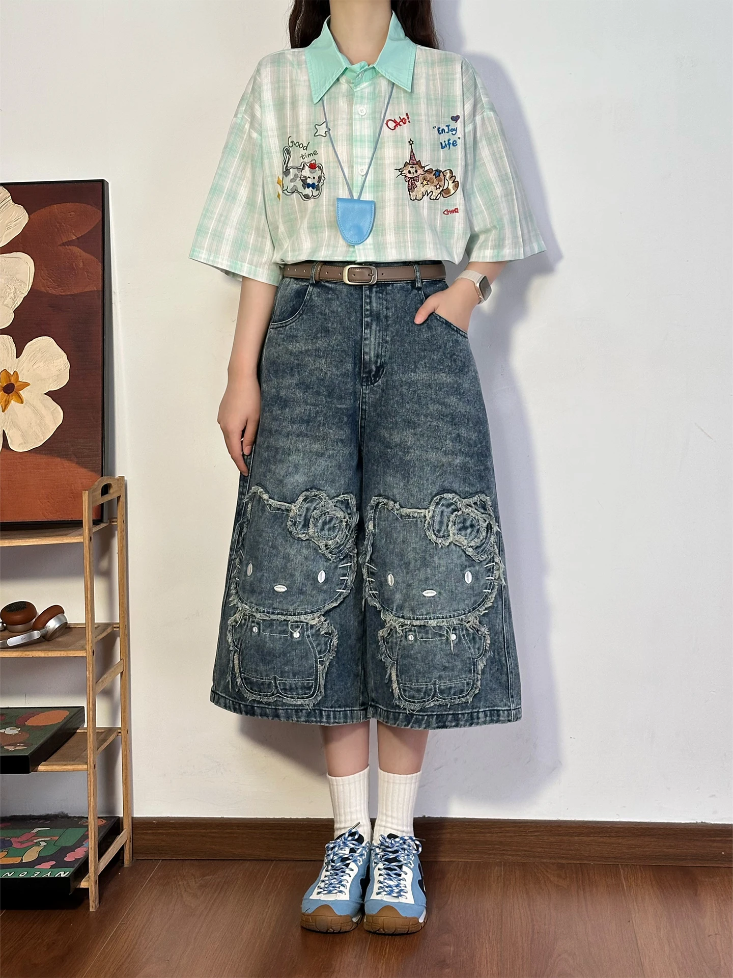 SOLDOUT Original American Retro Cartoon  Embroidery Seven-Foot Women's Summer Loose Jeans Shorts Street Style Vintage Denim