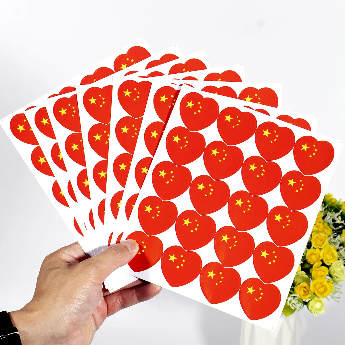 autocollants-visage-drapeau-rouge-cinq-etoiles-autocollants-cœur-auto-adhesifs-drapeau-d'amour-pour-evenements-sportifs-decoration-artistique-pour-le-visage