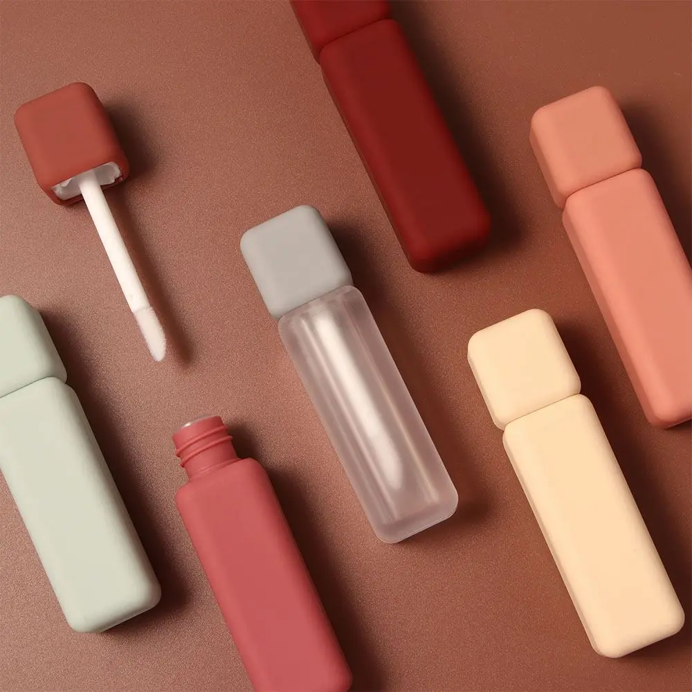 Cute Applicator Refillable Bottles Empty Lip Gloss Tube DIY Lipstick Cosmetic Containers Lip Balm Tube