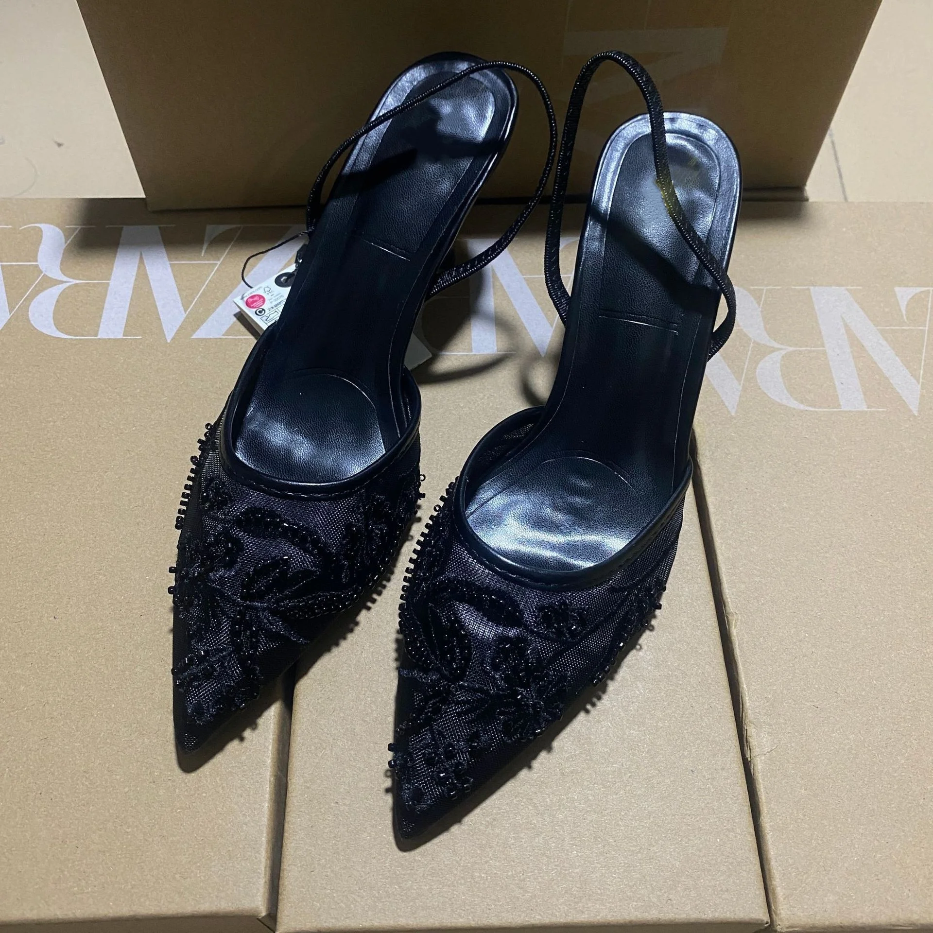 

2026 New Women Mesh Embroidery Beaded High Heels Elegant Pointed Toe Mules Sandals Stiletto Heel Backless Slingback Party Weddin