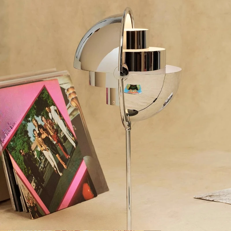 

Portable charging desk lamp Designer wireless desk lamp