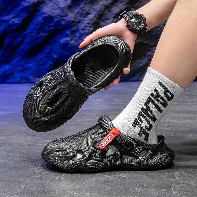 

Men's and women's slippers new summer wear non-slip and deodorant sports beach shoes dual-purpose sandals hole shoes