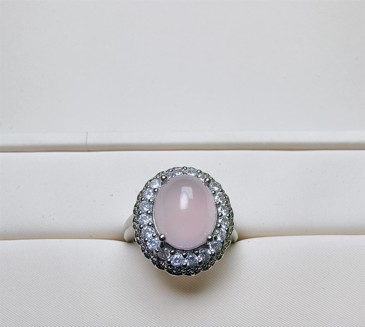 خاتم العقيق الطبيعي العقيق نفس الجاديت اليشم عالية الجليد مطعمة الدائري