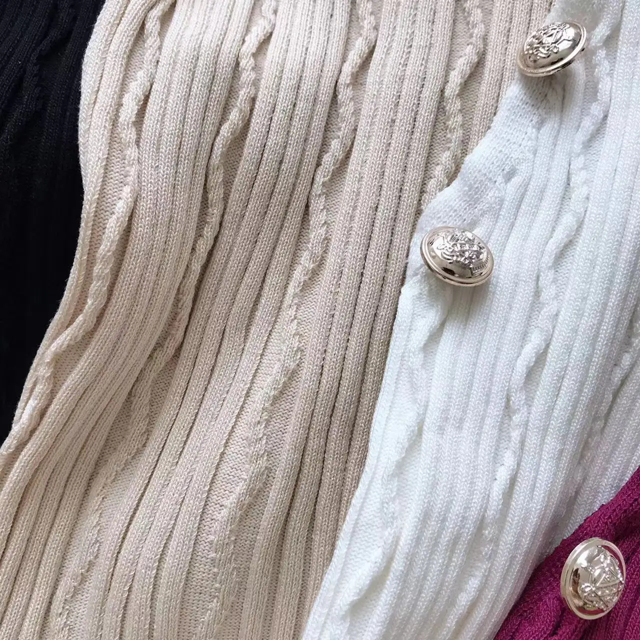 Camiseta de punto corta sin mangas con botones para mujer, camisola elástica, camisetas sin mangas con cuello Halter, Tops cortos para mujer 2024