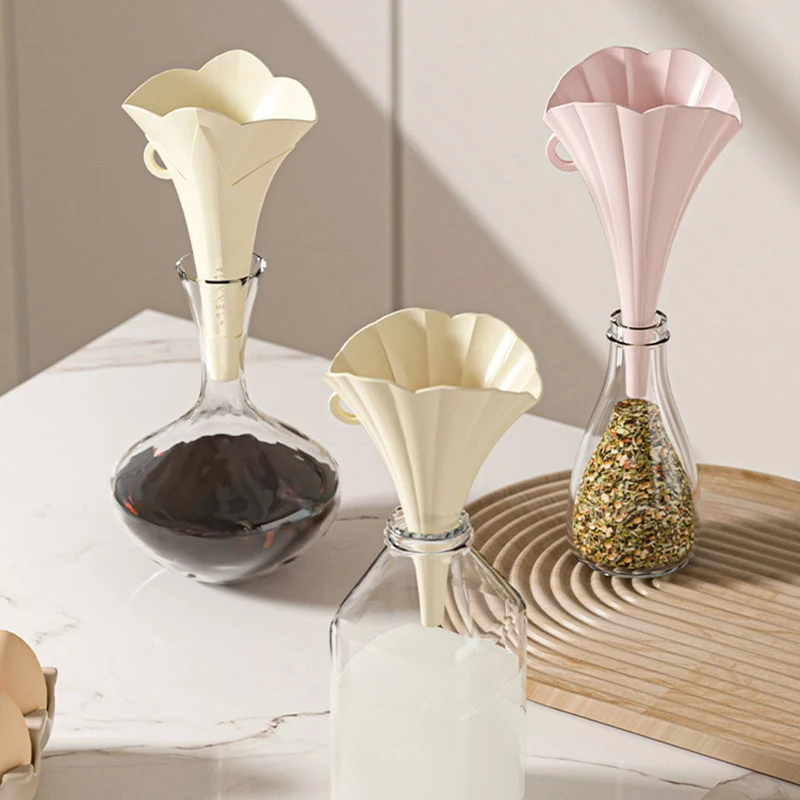 Multifunctional Mini Home Kitchen Dispensing Small Diameter Oil Funnel With Support Funnel, Wine Pouring Folding Creative Funnel