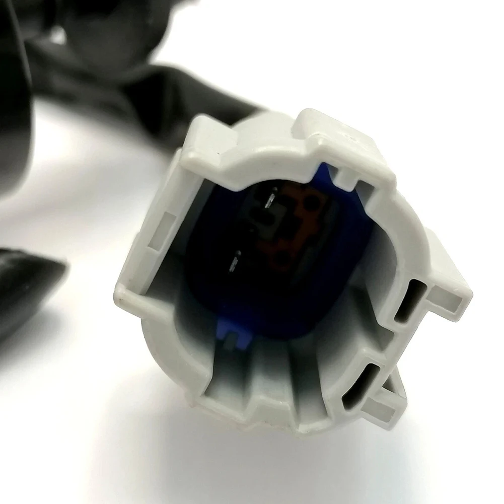 

Автомобильный аксессуар, насос омывателя фар, изготовлен из АБС-пластика, недеформирующаяся структура, практичная автомобильная часть, ремонт автомобиля