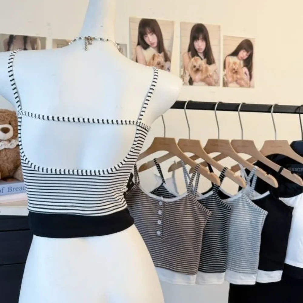 Canottiera skinny a righe con motivo a righe Top senza maniche Beauty Back Canotta con cuscinetti per reggiseno Streetwear Slim Fit Y2K Slim Crop Top Party