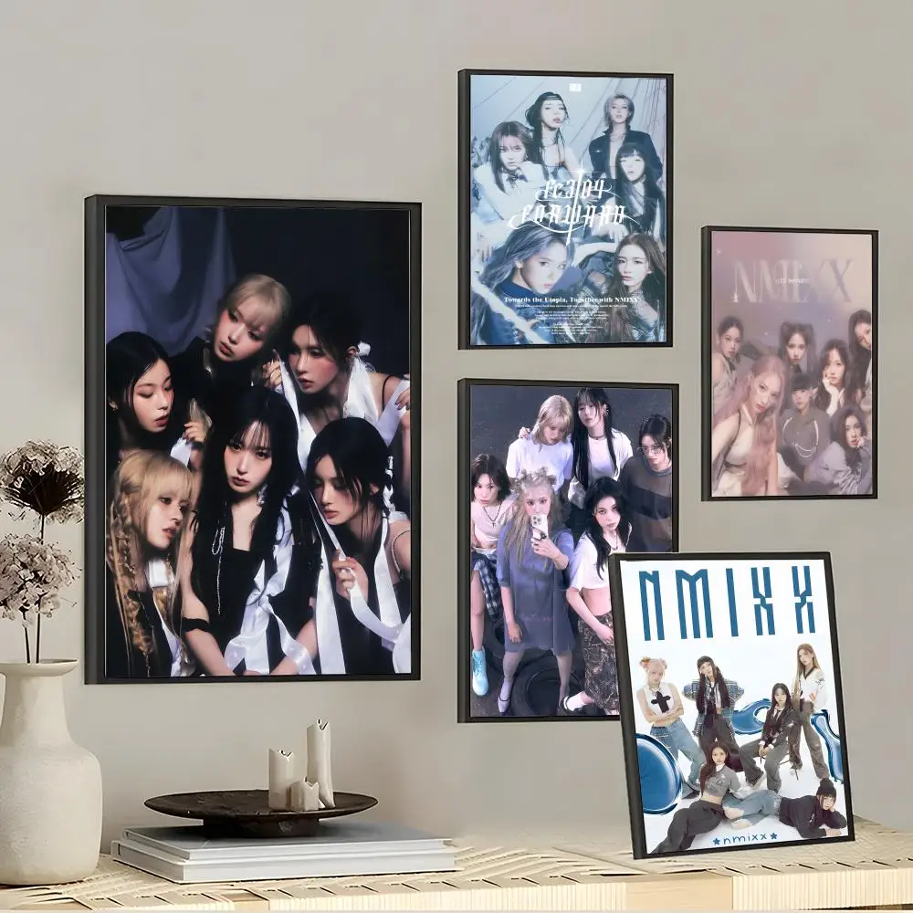 

Постер на хлопковом холсте с изображением каллиграфии K-pop группы N-NMIXX - эстетичная картина для гостиной, спальни, домашнего декора