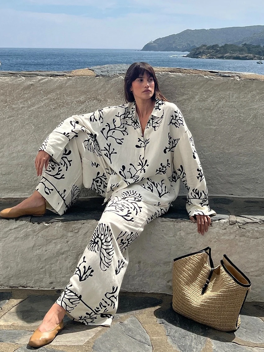 

Marthaqiqi Printing Female Nightgowns Suit Sexy Turn-Down Collar Pajamas Long Sleeve Sleepwear Pants Autumn Women Nightwear Set