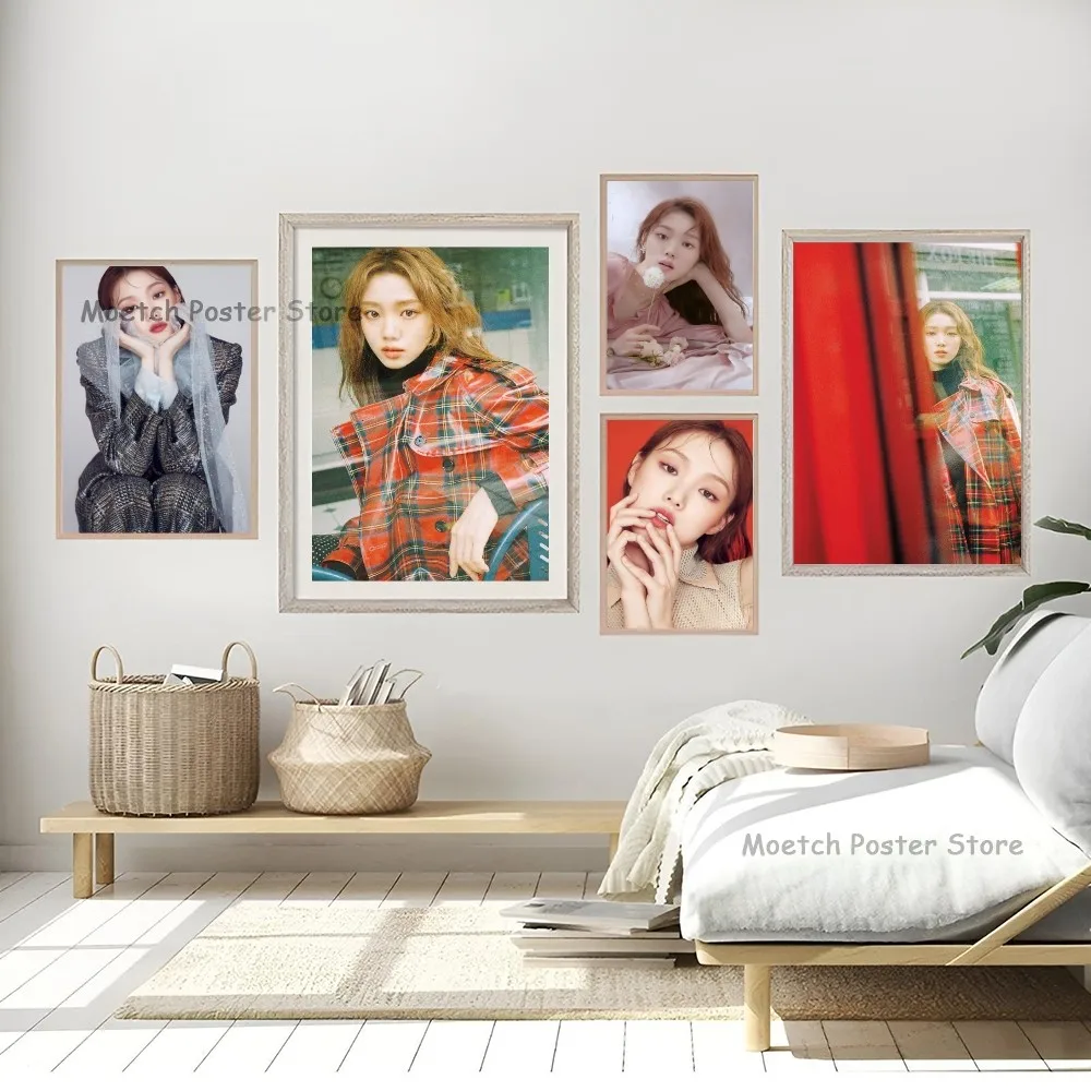 Korean Actor Lee Sung Kyung Poster Decorative Painting Bedroom Bedside Wall Sticker Living Room Entrance Mural Home Decoration