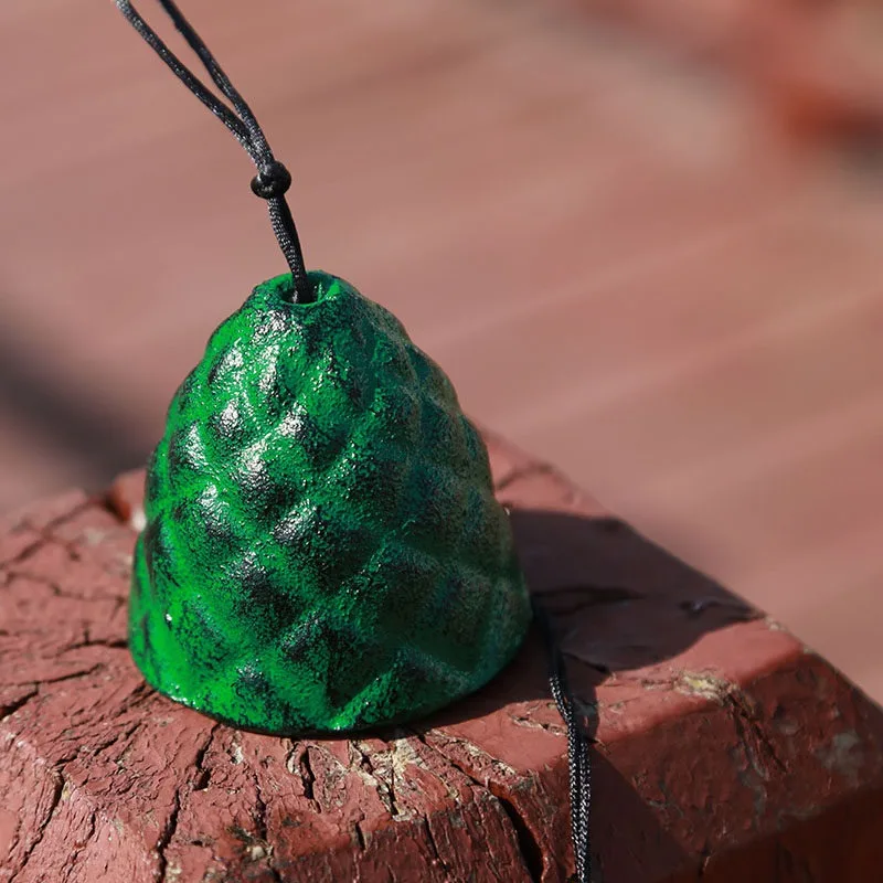 Iron Wind Metal Vintage Ornament Hanging Bell Decor for Balcony Outdoor Courtyard Camping Tent Garden Landscape Decoration Gift