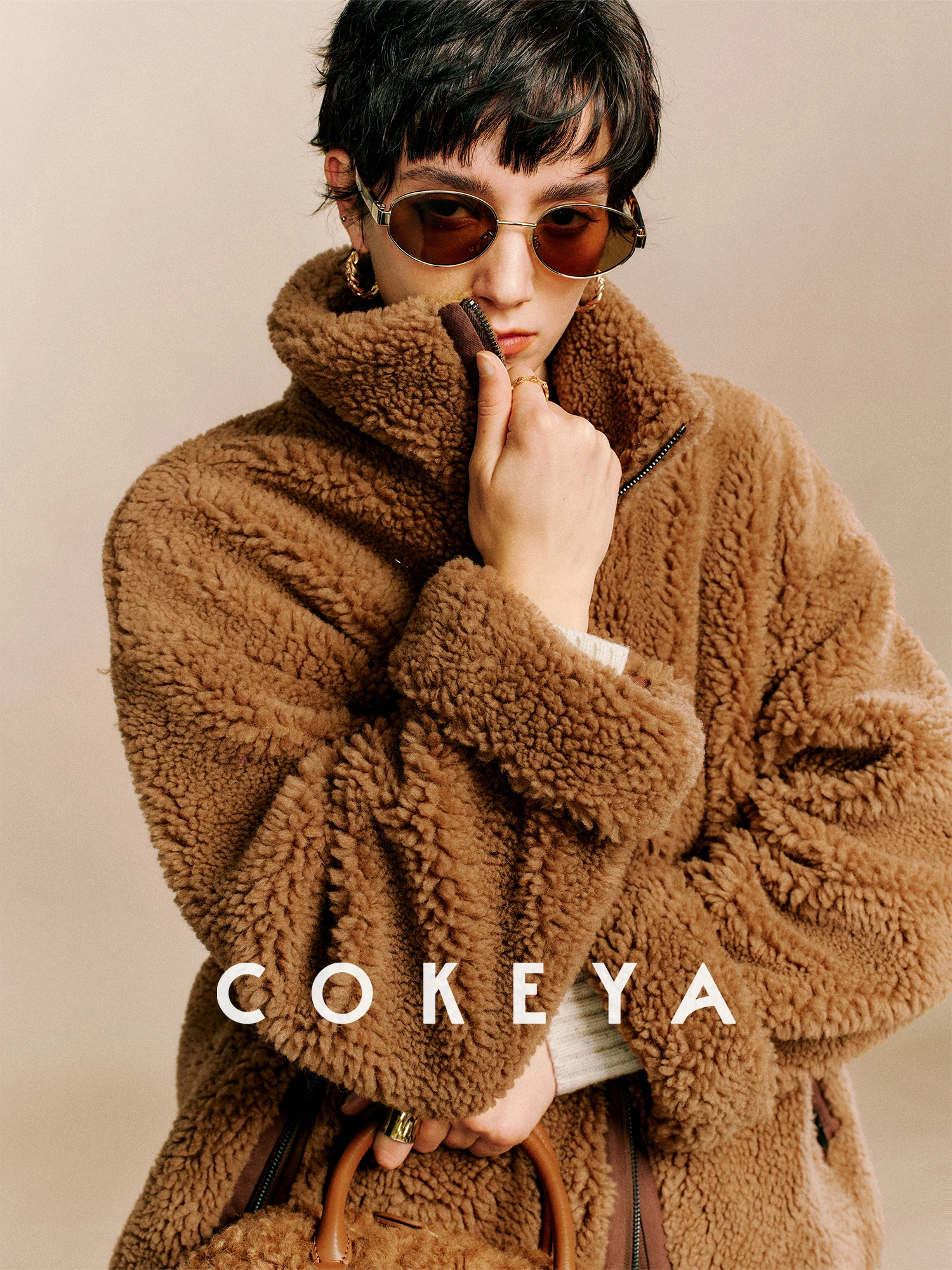 CA Brown Bear Camel Fur earling Zipper Long Sve Stand Collar Cappotto invernale da donna in pelle casual di media lunghezza