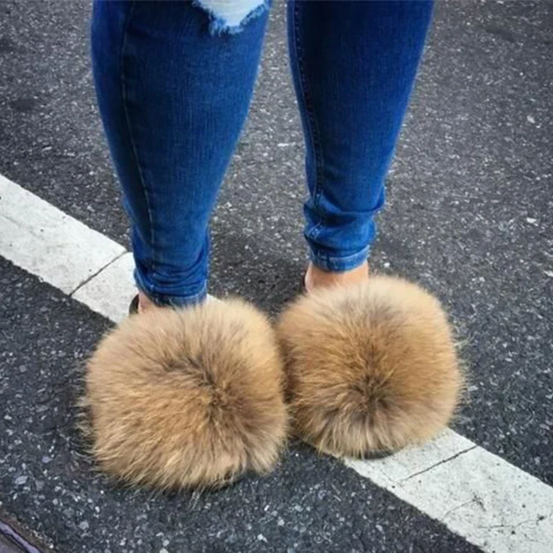 New Arrival Girl Luxury Fluffy Fur Slippers Ladies Indoor Warm Furry Fur Flip Flops Women Amazing Plush Fur Slides Wholesale Hot image 3