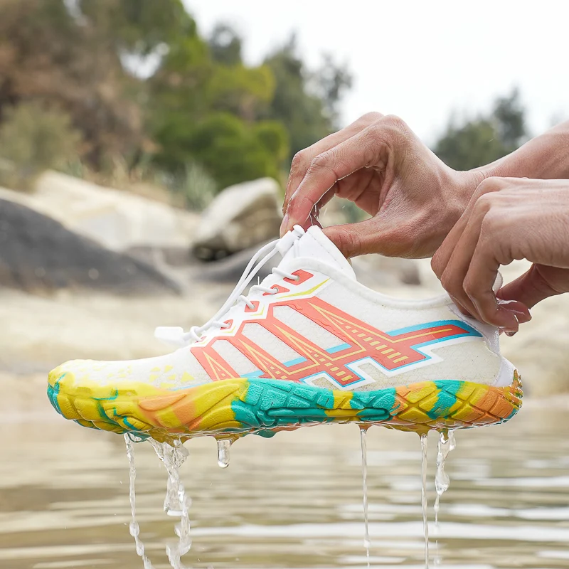 Quick-Drying Outdoor Beach Aqua Shoes for Men Women Barefoot Water Shoes Anti-Slip Upstream Wading Swimming Shoe Sneakers Unisex