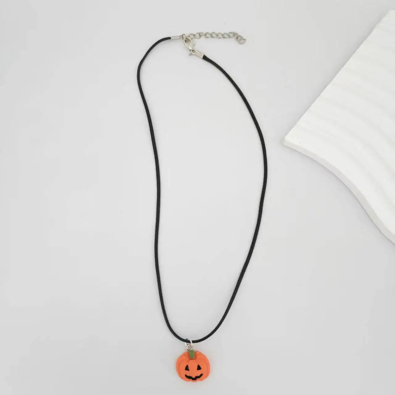 

Children Orange Pumpkin Necklace Accessories Pumpkin Face Pendant Necklace Custom Jewelry Charms Gifts For Woman Or Man