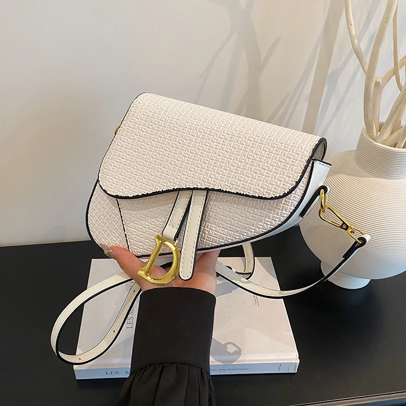 

Luxury Vintage Crossbody Handbag With Minimalist Simple Casual Messenger Purse Bag For Women