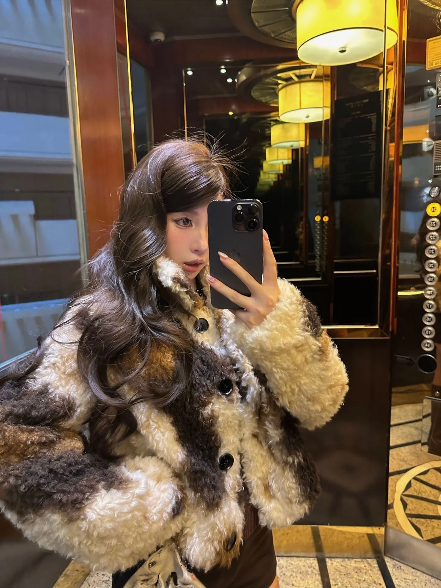 

FuunJ Burk Lamb Fur ort Coat Women's Collar Warmth Retro Sle Fake eepskin Jaet Long Sve Winter Outerwear