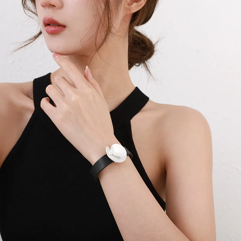 DIY accessories New original geometric brushed bracelet versatile metal jewelry premium simple women's leather bracelet