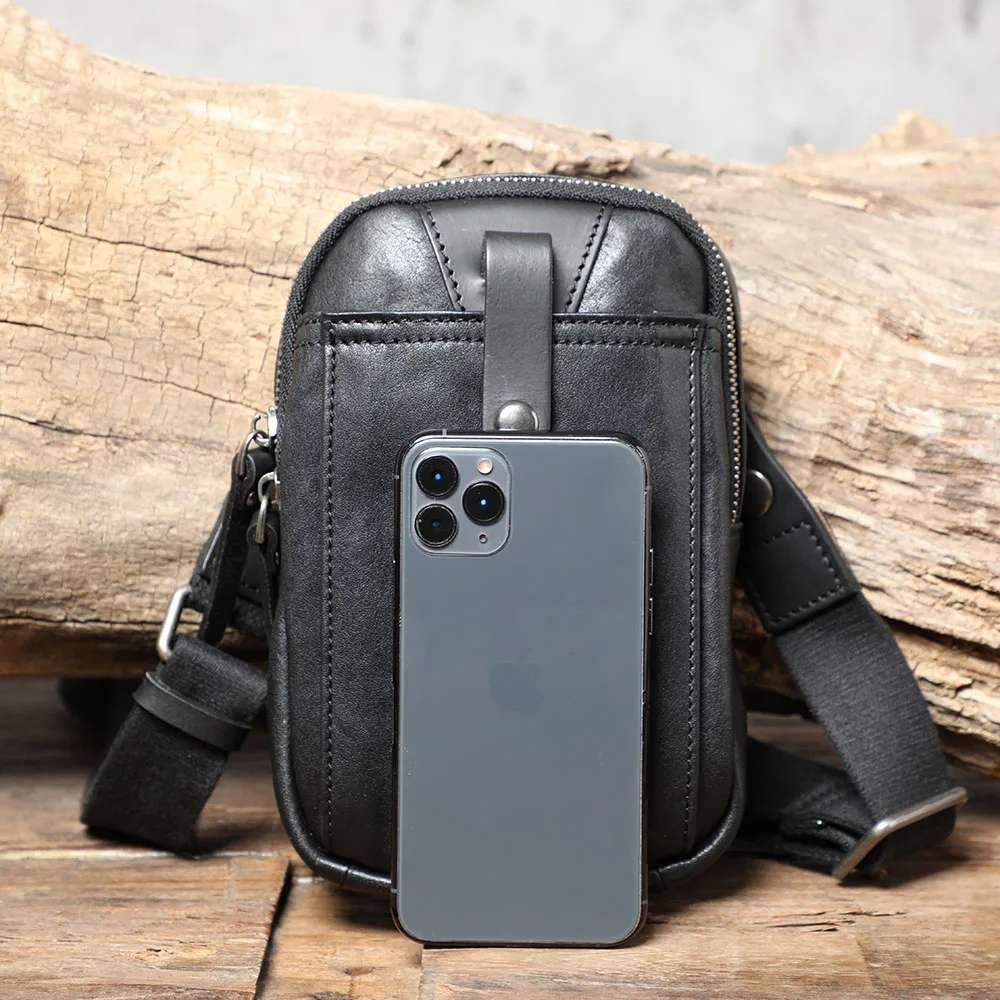 S.WORKER Mini-Umhängetasche aus Vollnarbenleder für Herren, Echtleder-Mode-Umhängetasche für Handy und Schlüssel – Detail 20