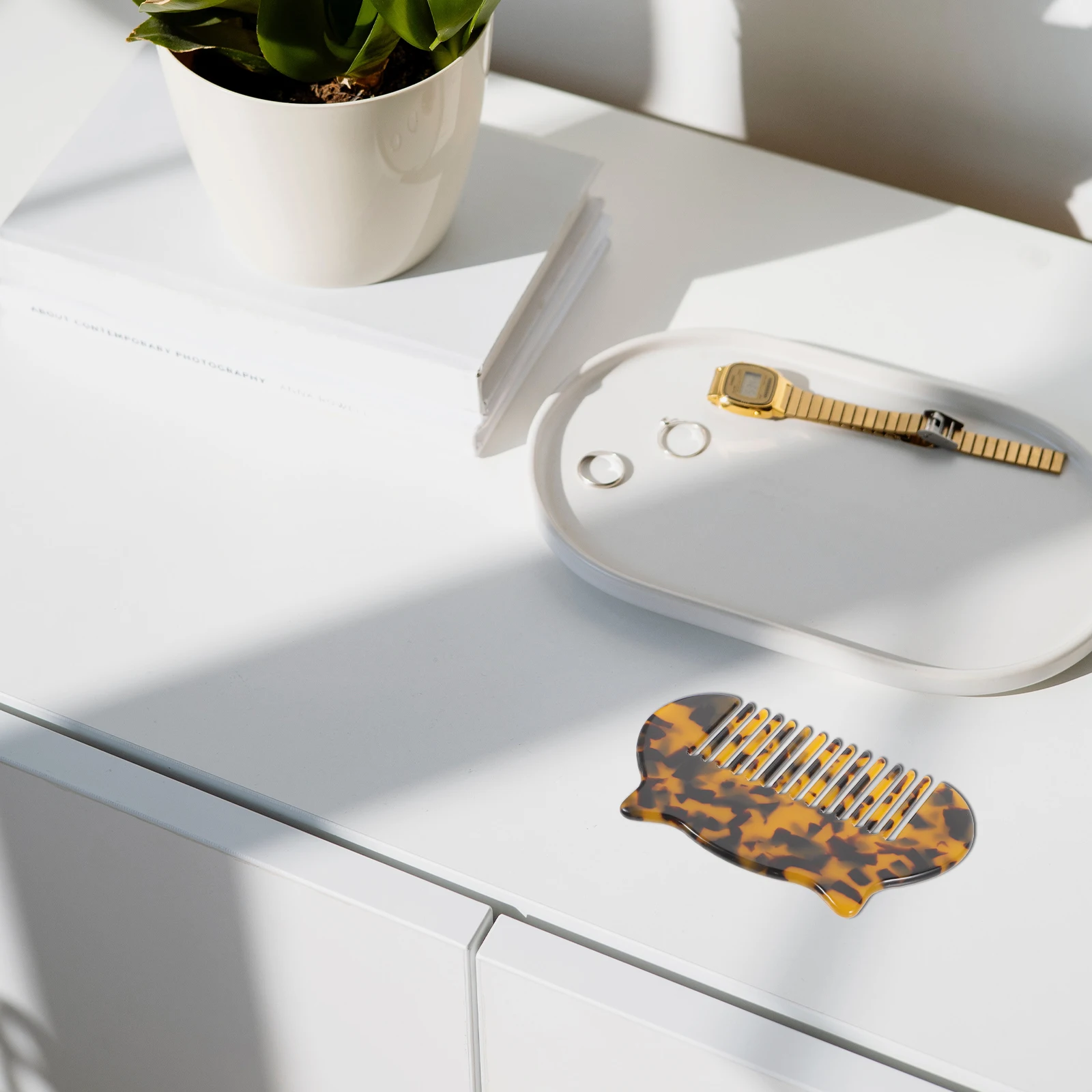 

Hair Comb Anti-Static Acetate Sheet Material Cat Ear Lightweight Portable Detangling Tooth Comb for Curly Wavy Hair