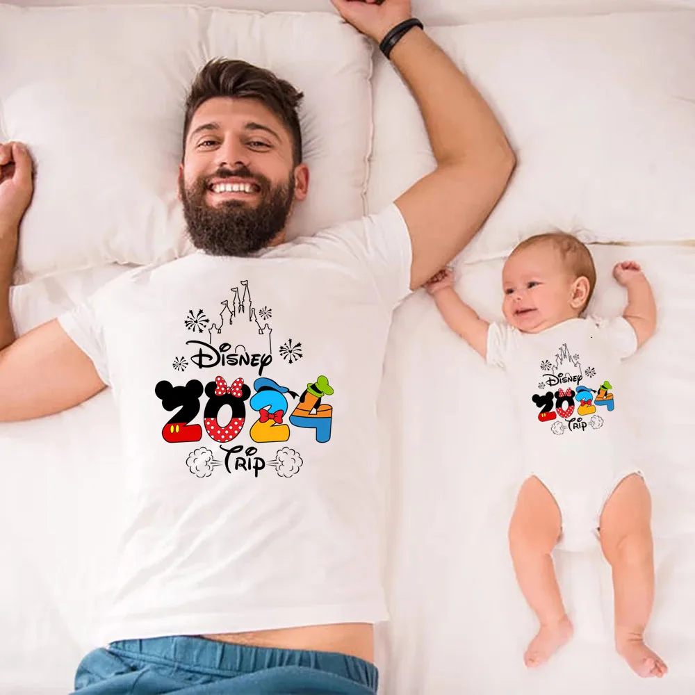 2024 Disney Trip Mickey Minnie Mouse Family Matching Shirts Cotton Dad Mom Bro Sis Kids T Shirt Baby Rompers Matching Clothes