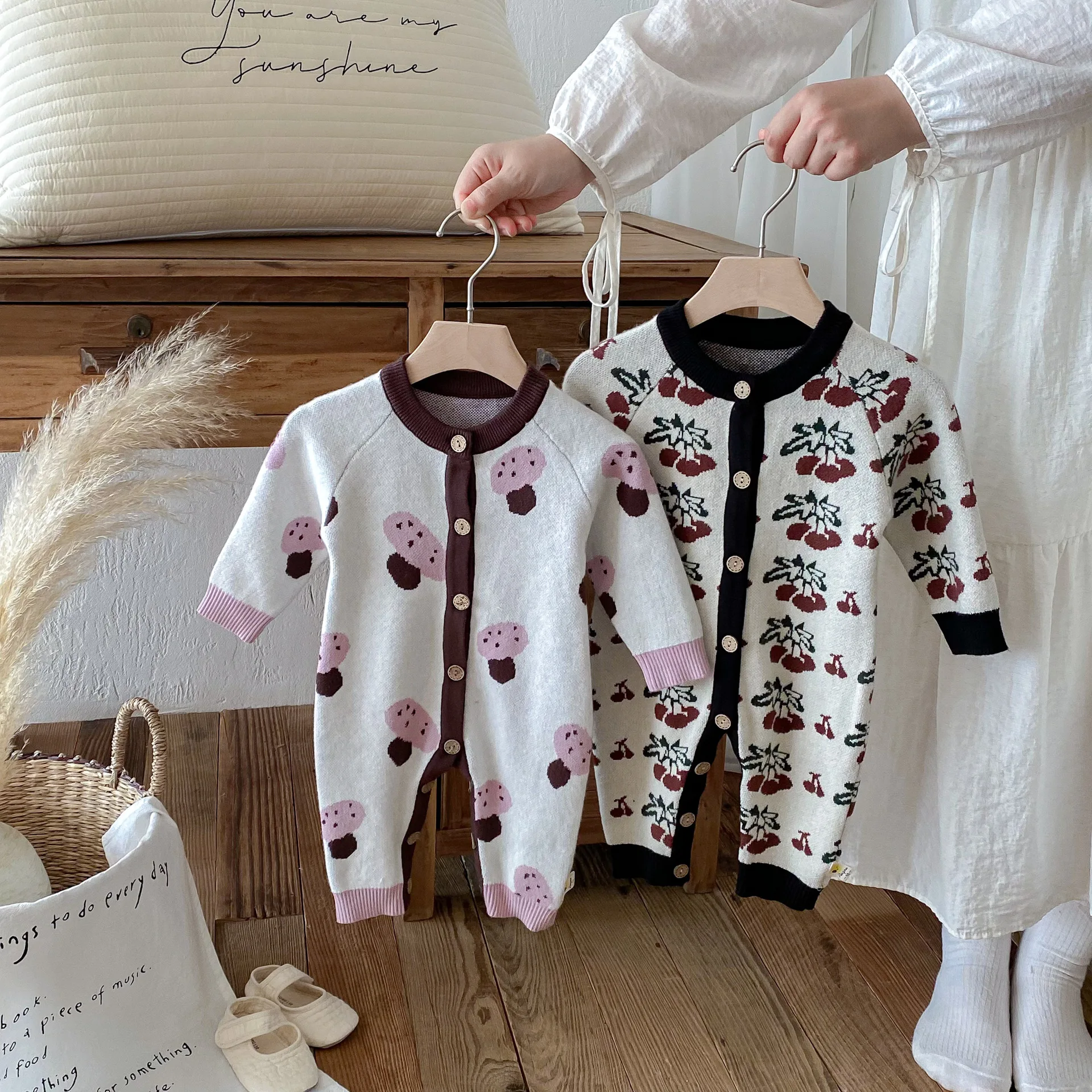 ZOETOPKID Baby Knitted Clothes Boys Girls Jumpsuits Fashion Print Sweater Super Cute Knitted Sweater Long Sleeved Baby Bodysuit