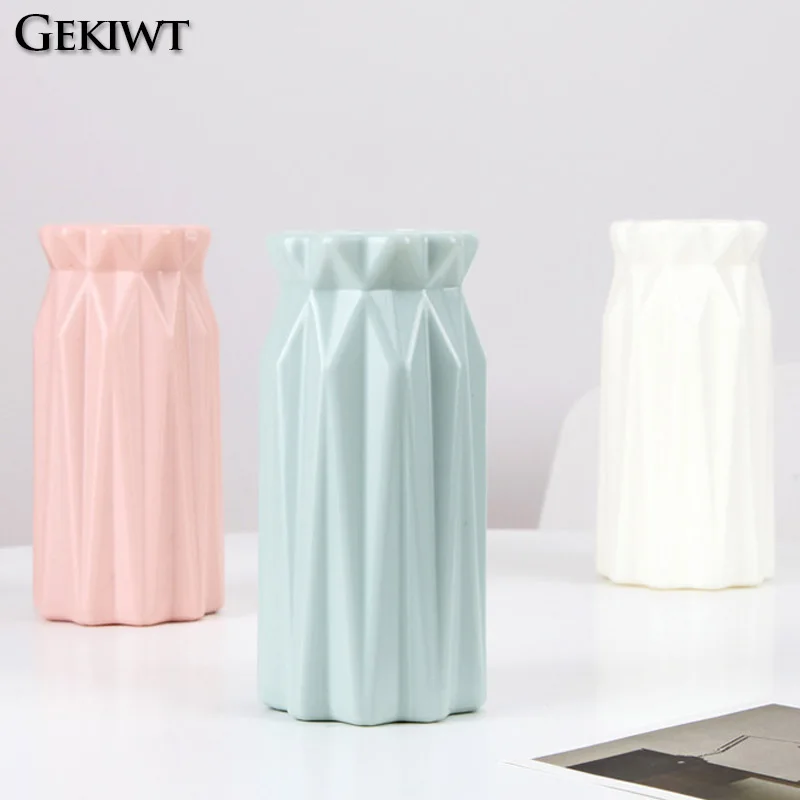Geometric Plastic Flower Vase 2
