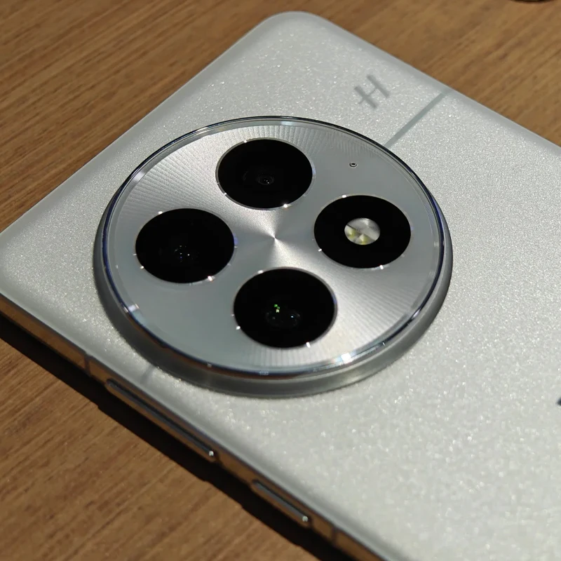 غير مقفول! Global Rom!OnePlus 13 PJZ110 Snapdragon 8 Elite 6.82 بوصة 3168 × 1440 AMOLED 120 هرتز 50 ميجابكسل * 3 + 32 ميجابكسل 100 وات 6000 مللي أمبير 2 نانو سيم #2