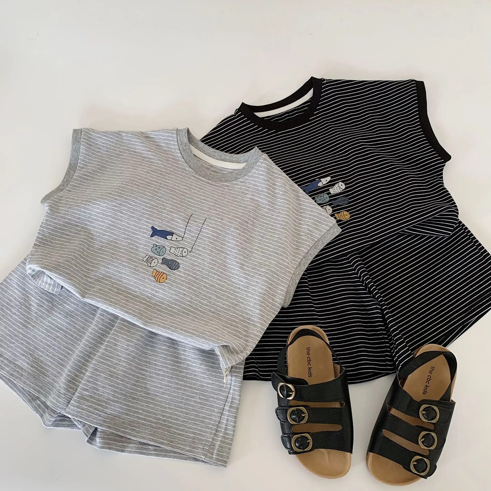 مجموعة الأطفال 2025 صيف جديد بنات بنين مخطط بلا أكمام قطعتين مجموعة ملابس الأطفال مجموعات #2