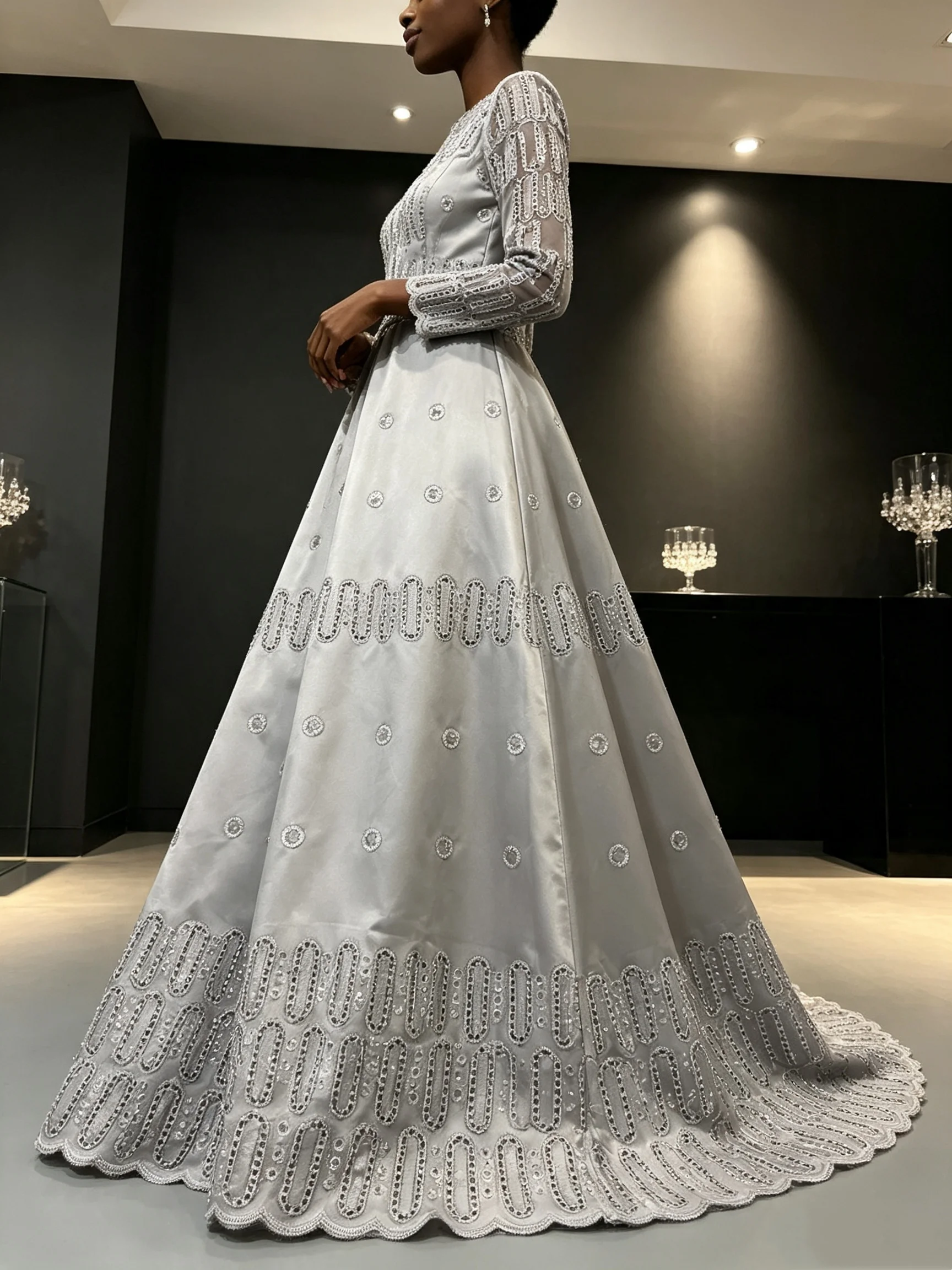 2026 Gray Dubai Original Embroidery Pure 100% Cotton Lace Fabric High Quality 5 Yards Men's Swiss Voile Lace Fabric For Dress
