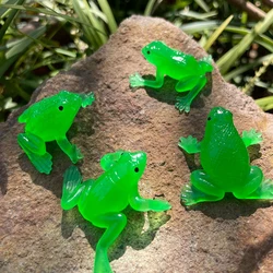 10Pcs Spoof Simulation Soft Rubber Frog Model Animal Toys Toad Tricky Scary Squeeze Frog Toys Children's Gifts