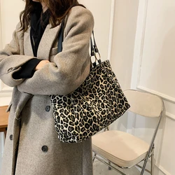Bolsos de hombro de leopardo de gran capacidad para mujer, bolsos de mano populares, bolsos de compras y viajes, bolsos de lona, nueva moda 2023