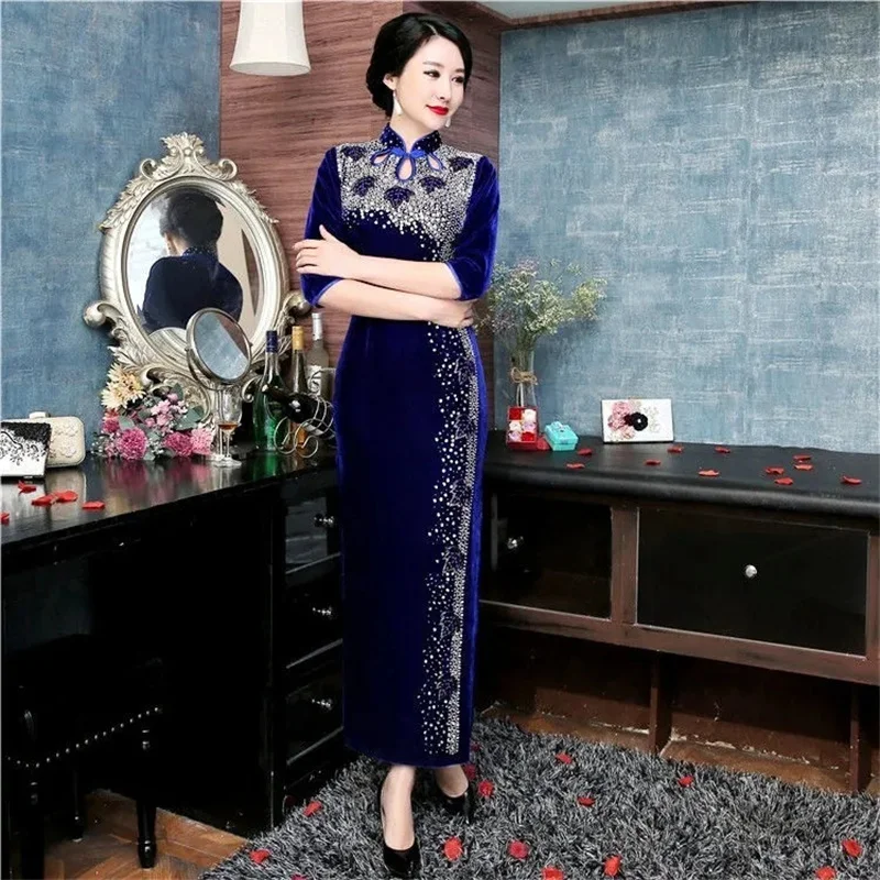 Classic Wedding Mother Cheongsam Dress Banquet High End Handmade Diamonds Golden Velvet Dress Women Elegant Evening Long Dress