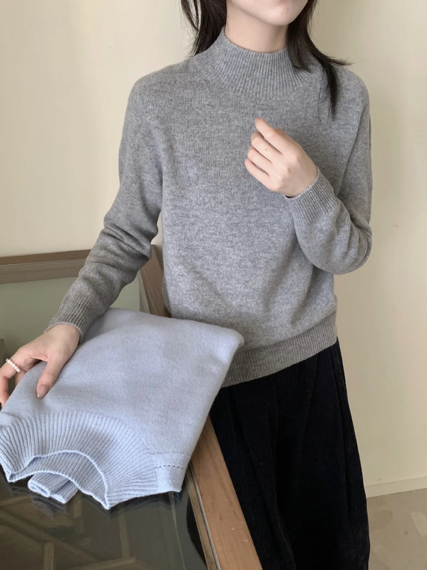 Kaschmirpullover innen, halbhoher Kaschmirwollbasispullover, nahtloser einteiliger einfarbiger Pullover